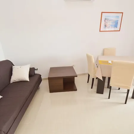 Apartment 1